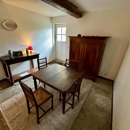 Maison Accueillante A Avec Jardin Дом отдыха *