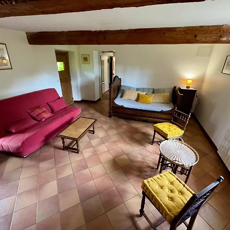 Maison Accueillante A Avec Jardin *