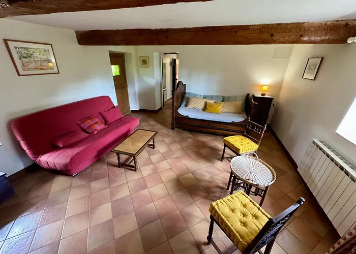 Maison Accueillante A Avec Jardin *
